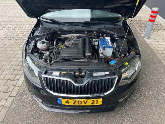 Skoda Octavia Combi 1.2 TSI Greentech Ambition Businessline picture 10