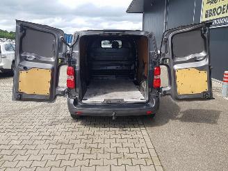 Citroën Jumpy 2.0 BlueHDI 150 M Club picture 18