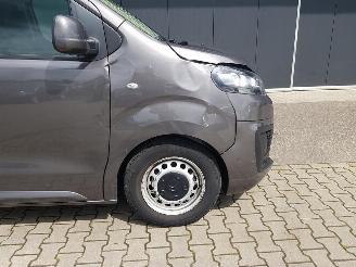 Citroën Jumpy 2.0 BlueHDI 150 M Club picture 11