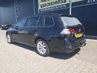 Volkswagen Golf 1.6 TDI Highline DSG picture 7