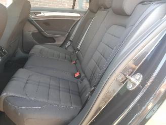 Volkswagen Golf 1.6 TDI Highline DSG picture 14