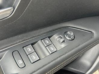 Peugeot 3008 1.2 PureTech GT Pack Business picture 26