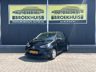 Unfallwagen Toyota Aygo 1.0 VVT-i x-fun 2020/9