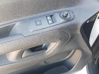 Peugeot Partner 1.5 BlueHDI Premium picture 18