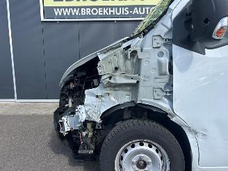 Opel Movano 2.3 CDTI BiTurbo L2H3 Start/Stop picture 11