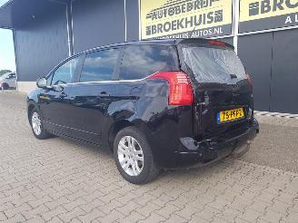 Peugeot 5008 1.6 VTi ST 7p. picture 8