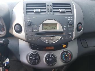 Toyota Rav-4 2.0 VVTi Linea Terra picture 17