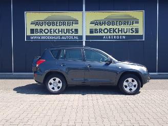 Toyota Rav-4 2.0 VVTi Linea Terra picture 4