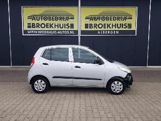 Hyundai I-10 1.1 Pure picture 4