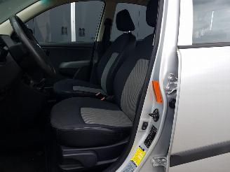 Hyundai I-10 1.1 Pure picture 15