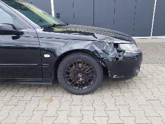 Saab 9-5 Estate 2.3t Vector Sport picture 9