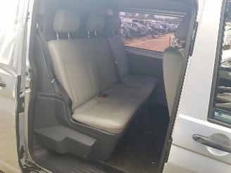 Volkswagen Transporter 2.0 TDI L2H1 DC Comfortline picture 12
