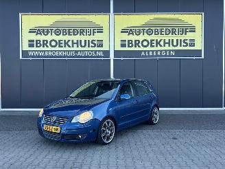 krockskadad bil auto Volkswagen Polo 1.4-16V Optive 2007/3