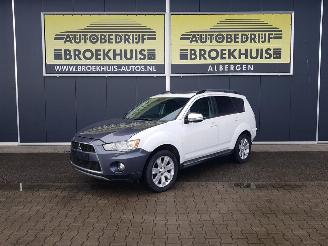 Schade bestelwagen Mitsubishi Outlander 2.2 DI-D InStyle TC-SST 2011/7