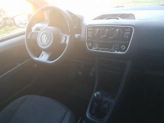 Volkswagen Up! 1.0 high up! BlueMotion picture 17
