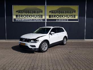 Avarii autoturisme Volkswagen Tiguan 1.5 TSI ACT Comfortline 2019/1