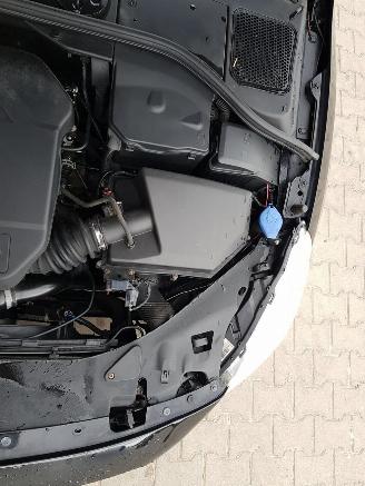 Volvo V-60 1.6 D2 Momentum picture 14