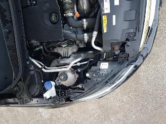 Peugeot 308 SW 1.6 BlueHDI Blue Lease Premium Automatic picture 12
