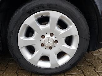Mercedes C-klasse 180 K. Elegance picture 26