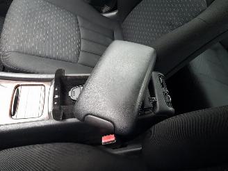 Mercedes C-klasse 180 K. Elegance picture 25