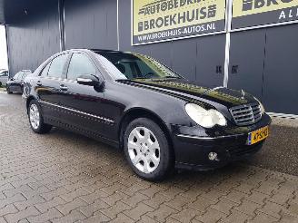 Mercedes C-klasse 180 K. Elegance picture 6