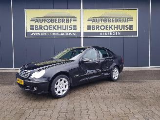 Avarii autoturisme Mercedes C-klasse 180 K. Elegance 2006/2