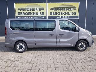 Opel Vivaro Combi 1.6 CDTI L2H1 BiTurbo ecoFLEX picture 4