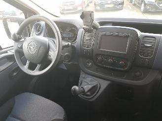 Opel Vivaro Combi 1.6 CDTI L2H1 BiTurbo ecoFLEX picture 23