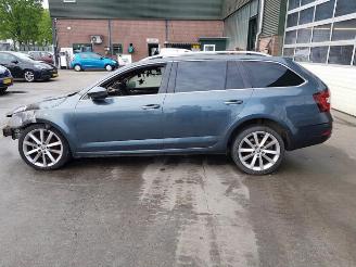 Skoda Octavia Octavia Combi (5EAC), Combi 5-drs, 2012 / 2020 1.0 TSI 12V picture 7