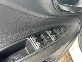 Fiat Punto Evo 0.9 TwinAir Sempre picture 19