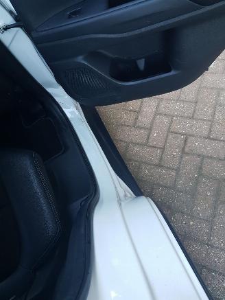 Mitsubishi Outlander 2.0 PHEV Executive Edition X-Line picture 14