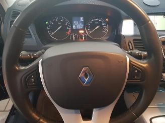 Renault Laguna Estate 2.0 16V T Dynamque picture 17