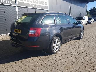 Skoda Octavia Combi 1.6 TDI Greentech Ambition Business picture 8