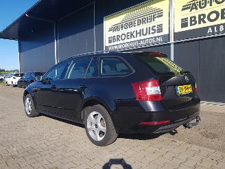 Skoda Octavia Combi 1.6 TDI Greentech Ambition Business picture 7