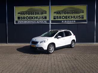 Unfallwagen Peugeot 2008 1.2 PureTech Active 2016/2