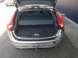 Volvo V-60 2.4 D6 AWD Plug-In Hybrid Summum picture 32