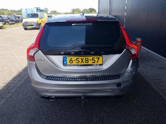 Volvo V-60 2.4 D6 AWD Plug-In Hybrid Summum picture 5