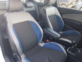 Volkswagen Polo 1.4 TSI BlueGT picture 14