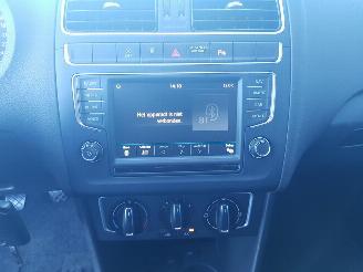 Volkswagen Polo 1.4 TDI Comfortline Connected Series picture 20