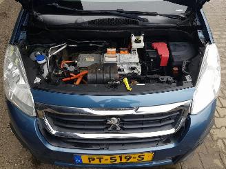 Peugeot Partner Tepee Electric Active picture 20