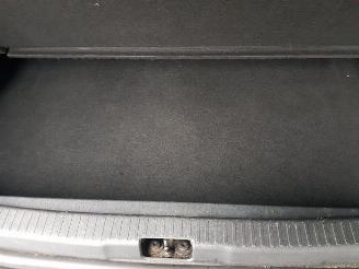Renault Clio Estate 0.9 TCe Limited picture 21