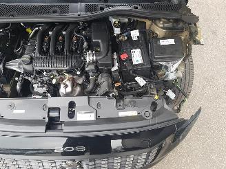 Peugeot 208 1.2 PureTech Active Pack picture 13