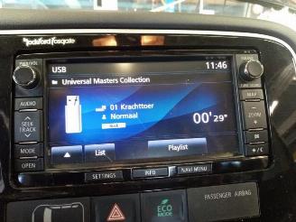 Mitsubishi Outlander Outlander (GF/GG), SUV, 2012 / 2022 2.0 16V PHEV 4x4 picture 21