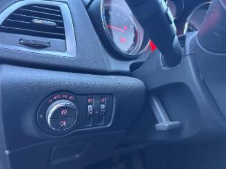 Opel Astra Astra J (PC6/PD6/PE6/PF6), Hatchback 5-drs, 2009 / 2015 1.4 Turbo 16V ecoFLEX 140 picture 14