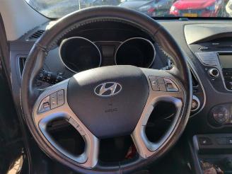 Hyundai Ix35 iX35 (LM), SUV, 2009 / 2015 2.0 16V picture 21