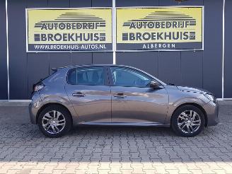 Peugeot 208 1.2 PureTech Active Pack picture 4