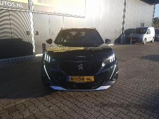 Peugeot e-2008 EV GT Pack 50 kWh picture 3