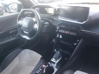 Peugeot e-2008 EV GT Pack 50 kWh picture 21