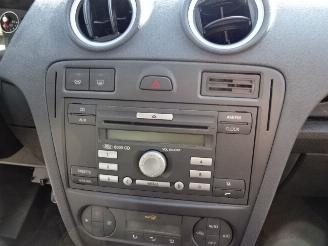 Ford Fusion  picture 8