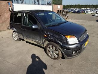 Ford Fusion  picture 3